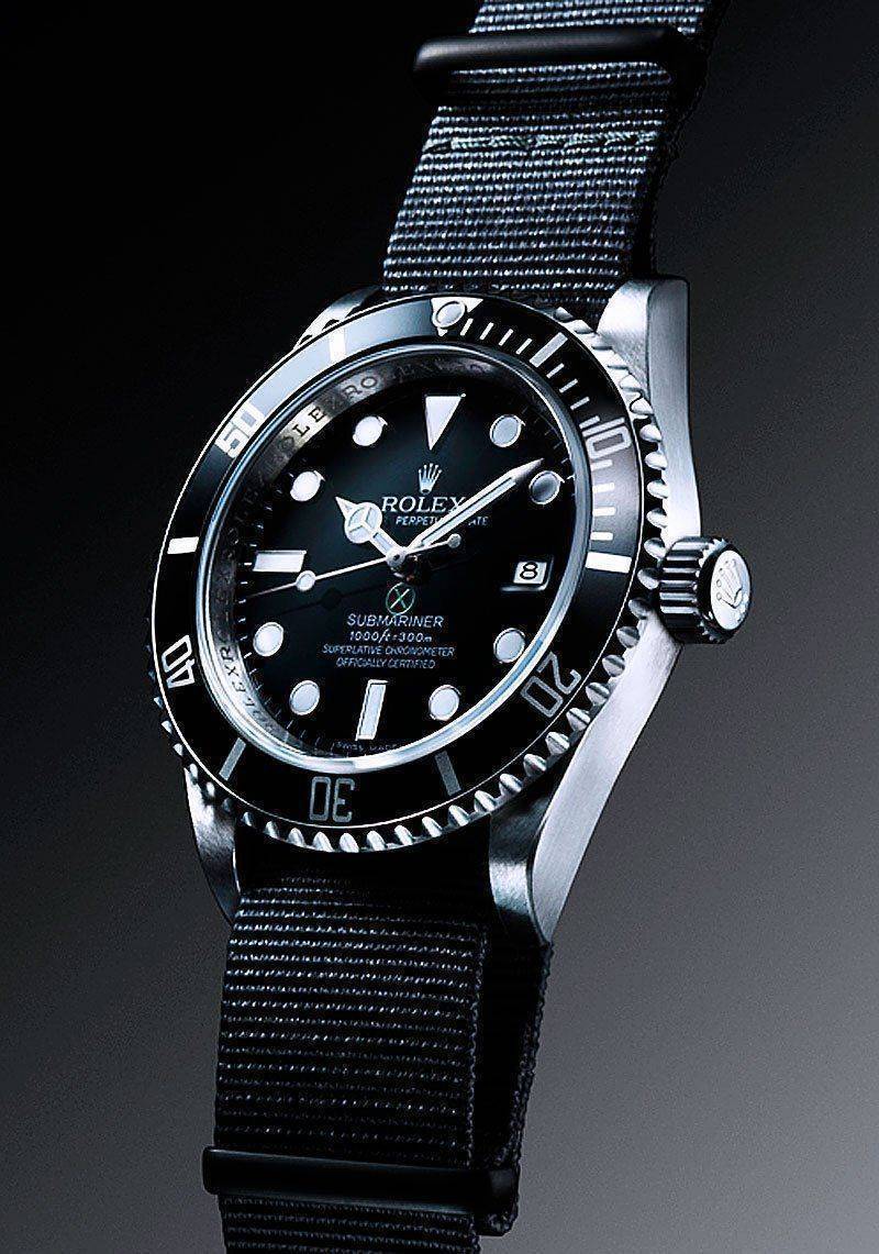 Project-X-Designs-Rolex-Submariner-Daniel-Craig.jpg
