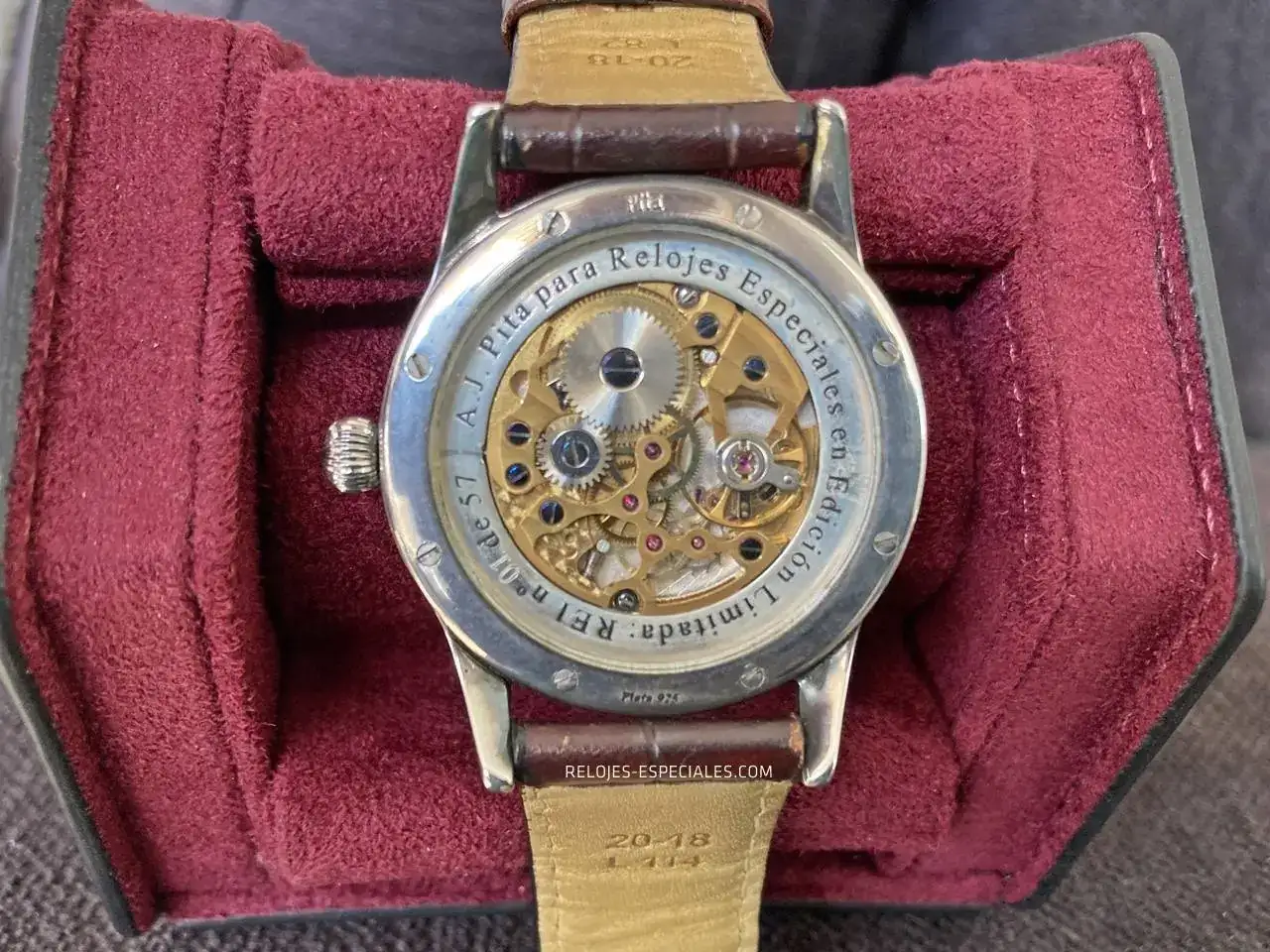 Proyectos Relojes Especiales 4.JPG