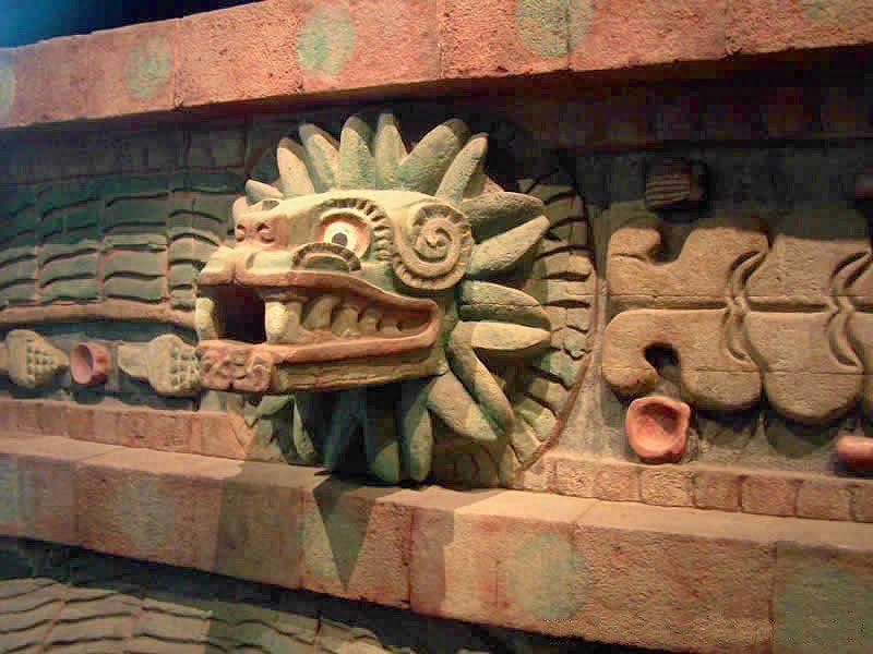 Quetzalcóatl-Museo-de-Antropología.jpg