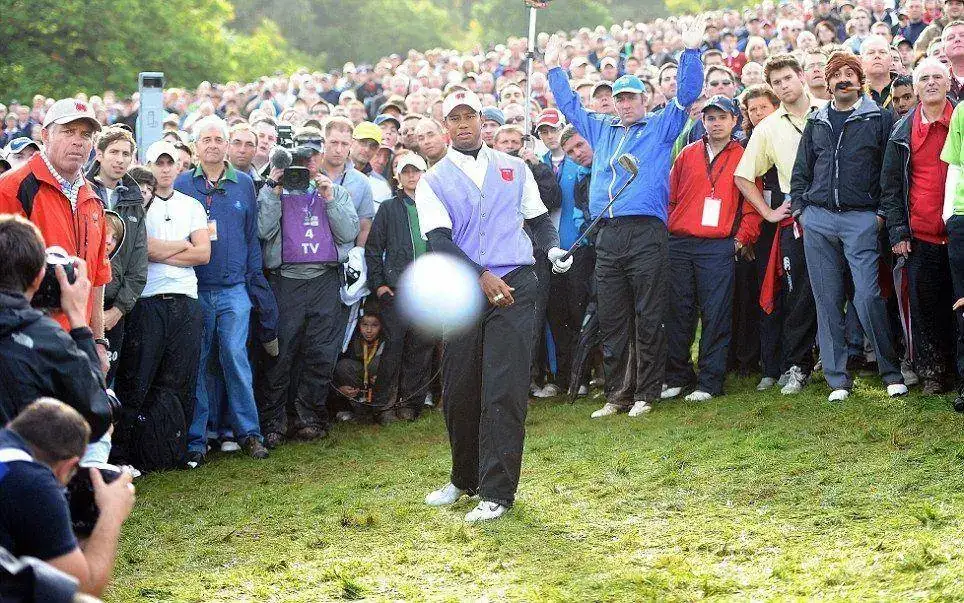 r-woods-cheech-chong-golf-picture-ball-hits-camera.webp