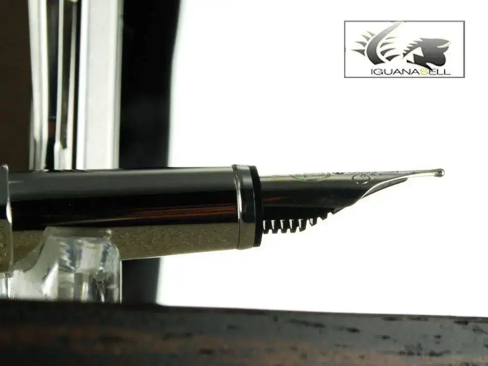 r-XS-Chevron-Fountain-Pen-Silver-0996.286-996286-7.webp