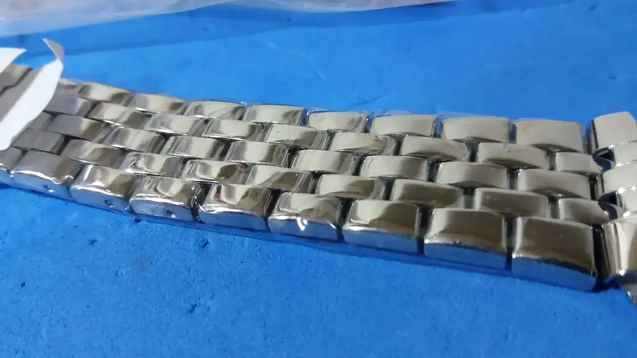 R0ieTVy.webp