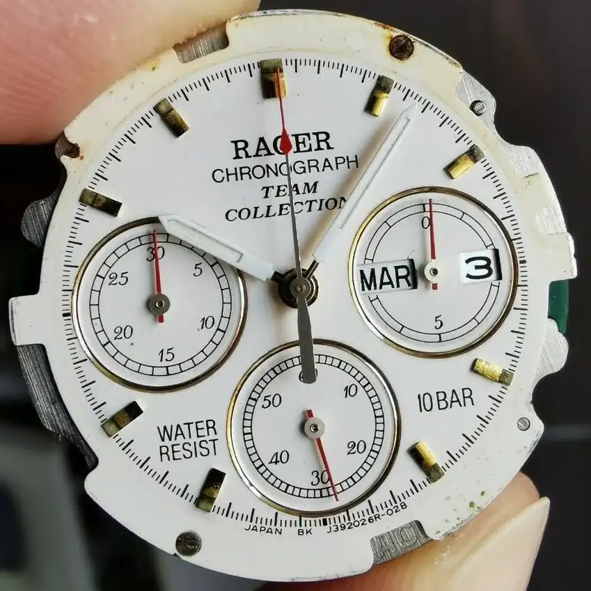 Racer-Orient-J39026-70-Stainless-Gold-White-Face-2.webp
