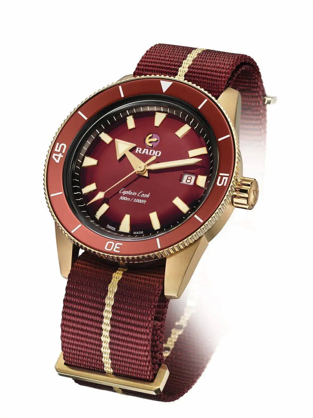 Rado-Captain-Cook-Bronze-Burgundy-3.webp