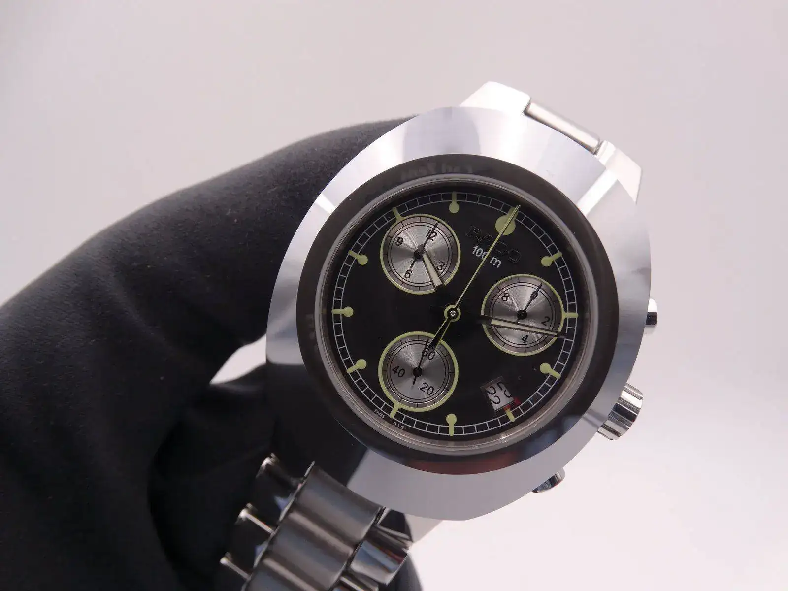 rado chronograph quartz 9425.webp