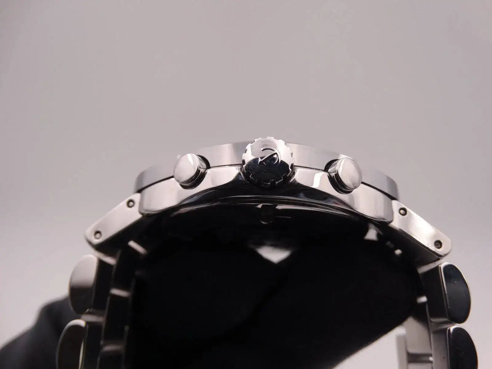 rado chronograph quartz 9427.webp