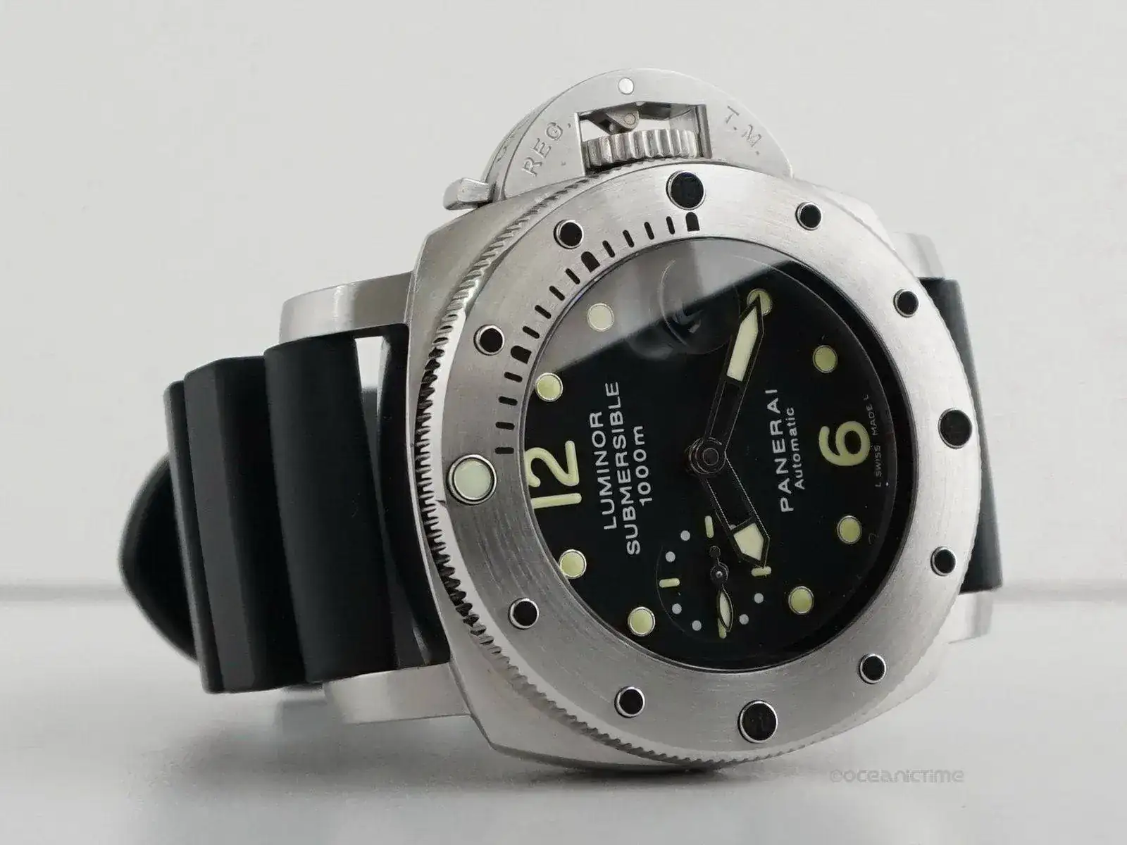 RAI%2BLuminor%2B1950%2BSubmersible%2BPAM00243%2B02.webp
