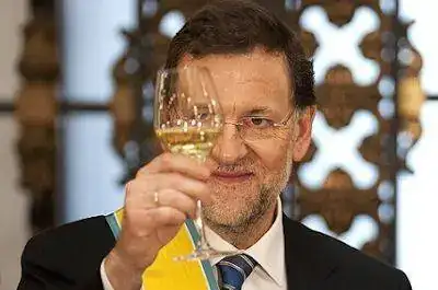 rajoy-champan.webp