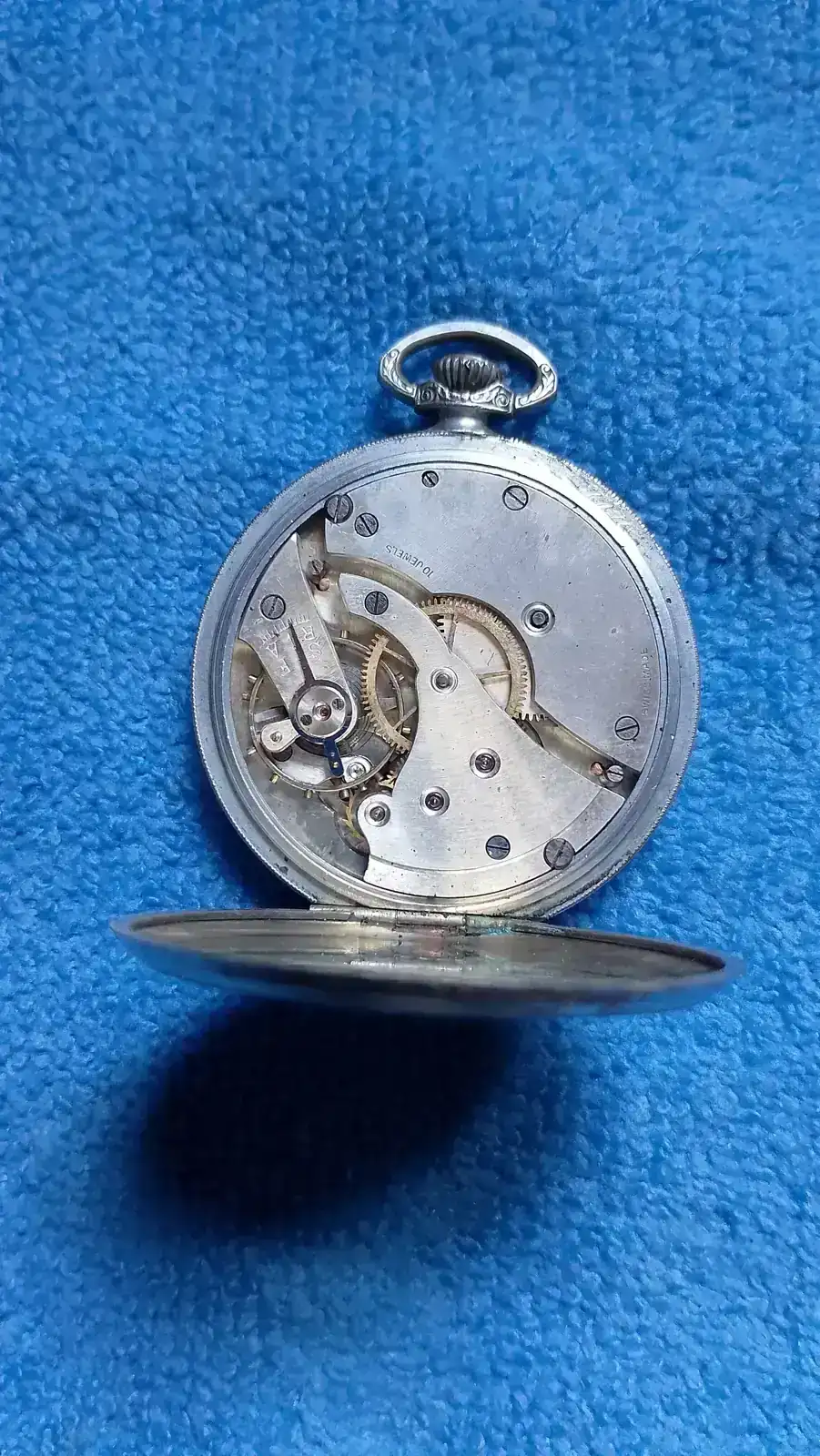 RELOJ 07.webp