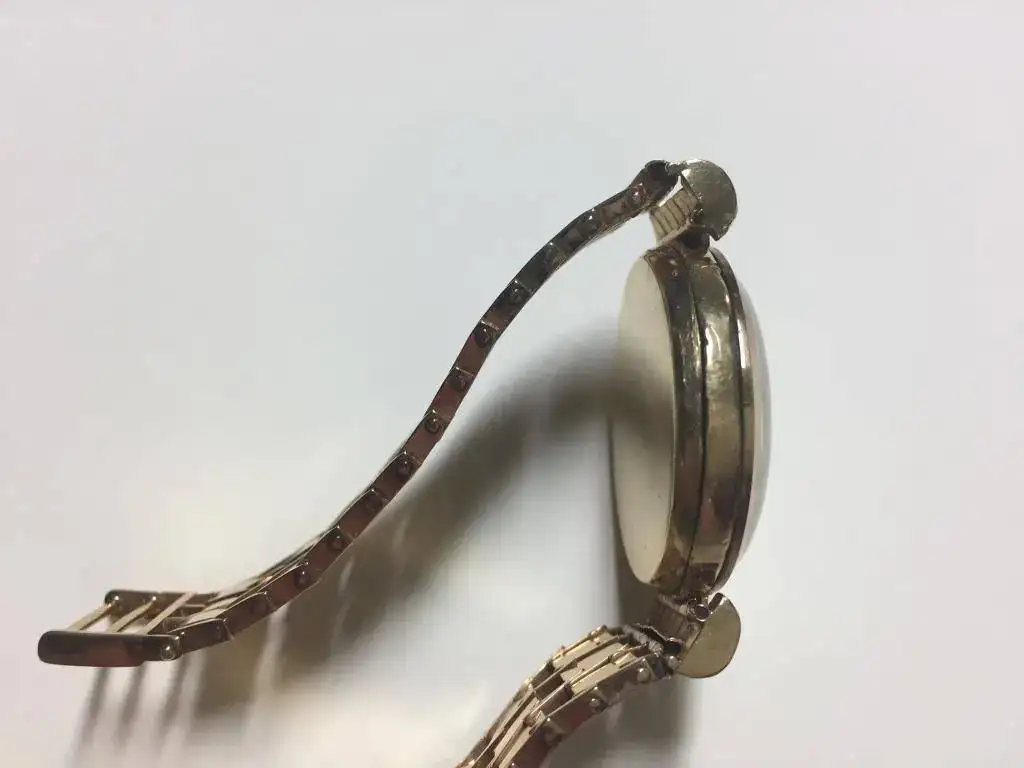 Reloj 3.webp