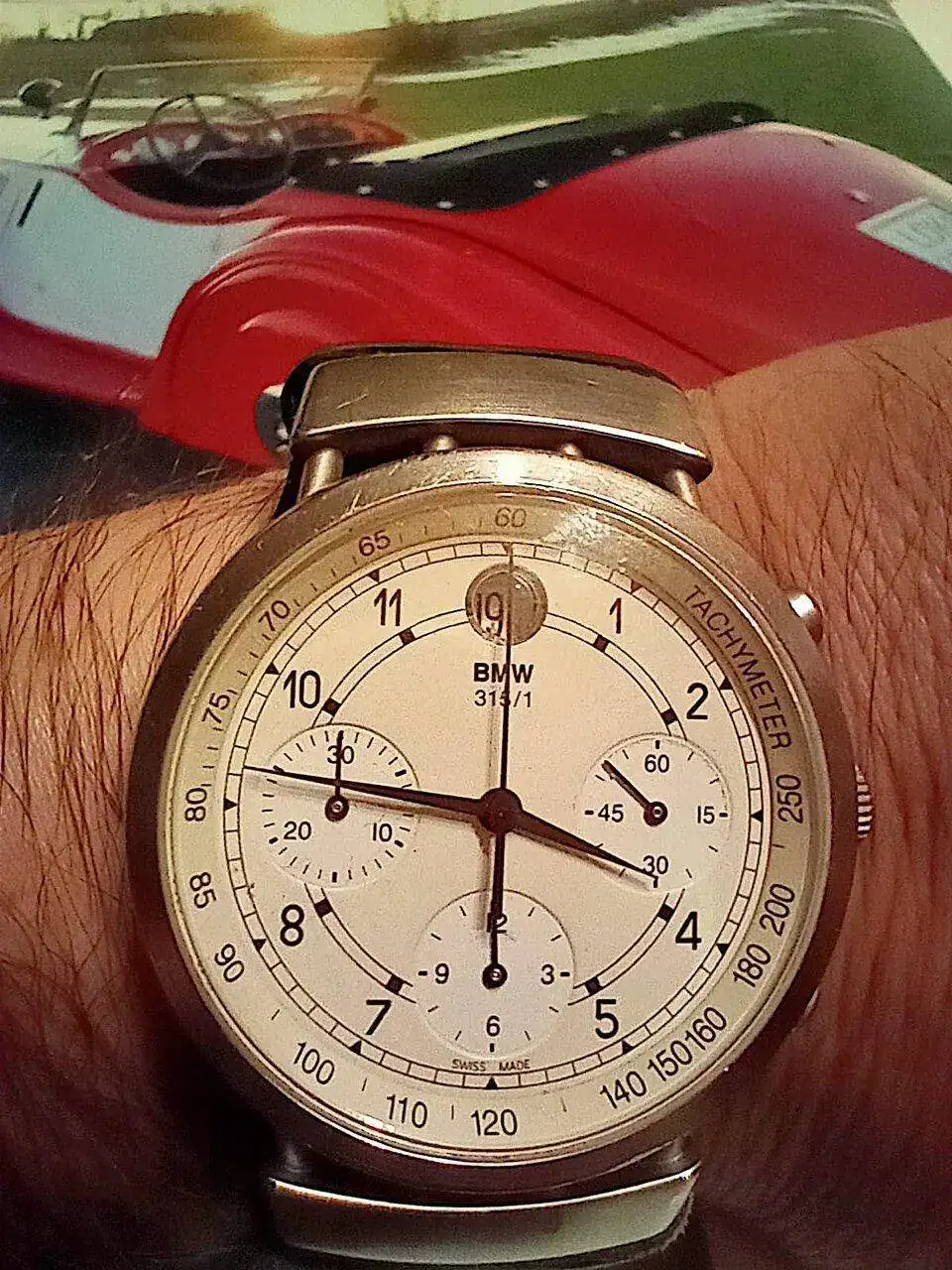 reloj BMW.webp