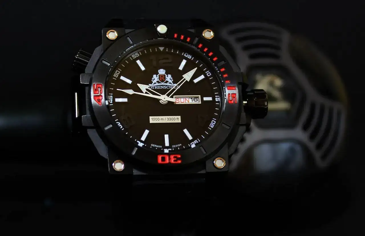 Reloj buceador negro Rothenschild.jpg