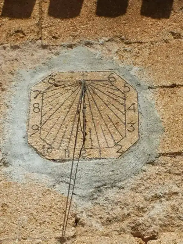 reloj de sol.webp