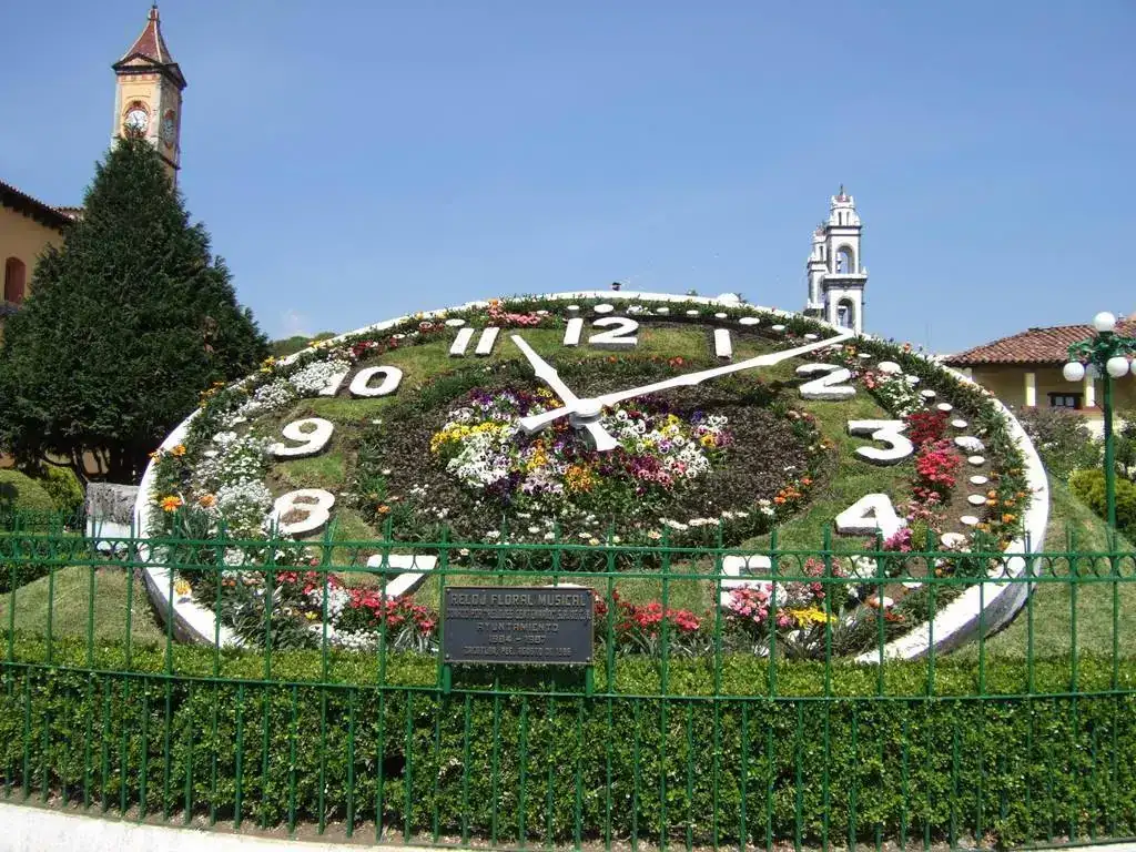 reloj+floral+musical+de+zacatlan.webp