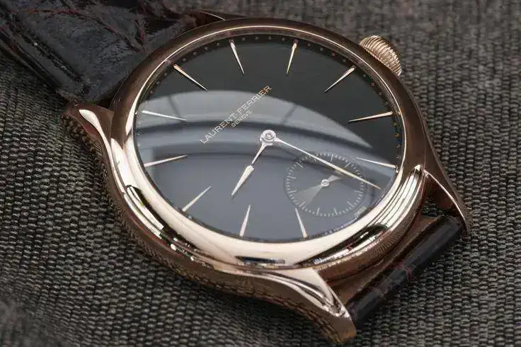 Reloj Laurent Ferrier foto promocional.JPG