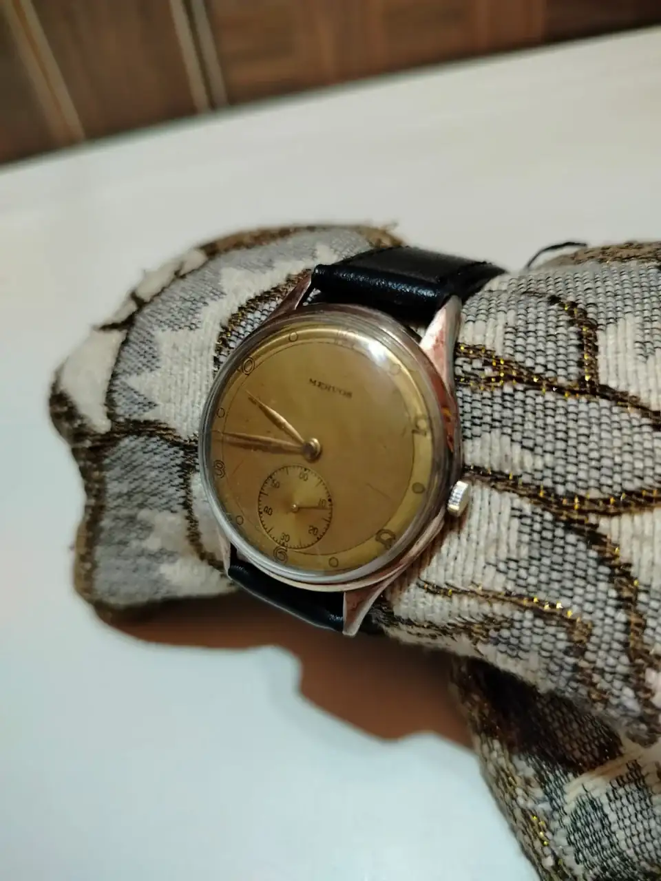 reloj mervos.webp