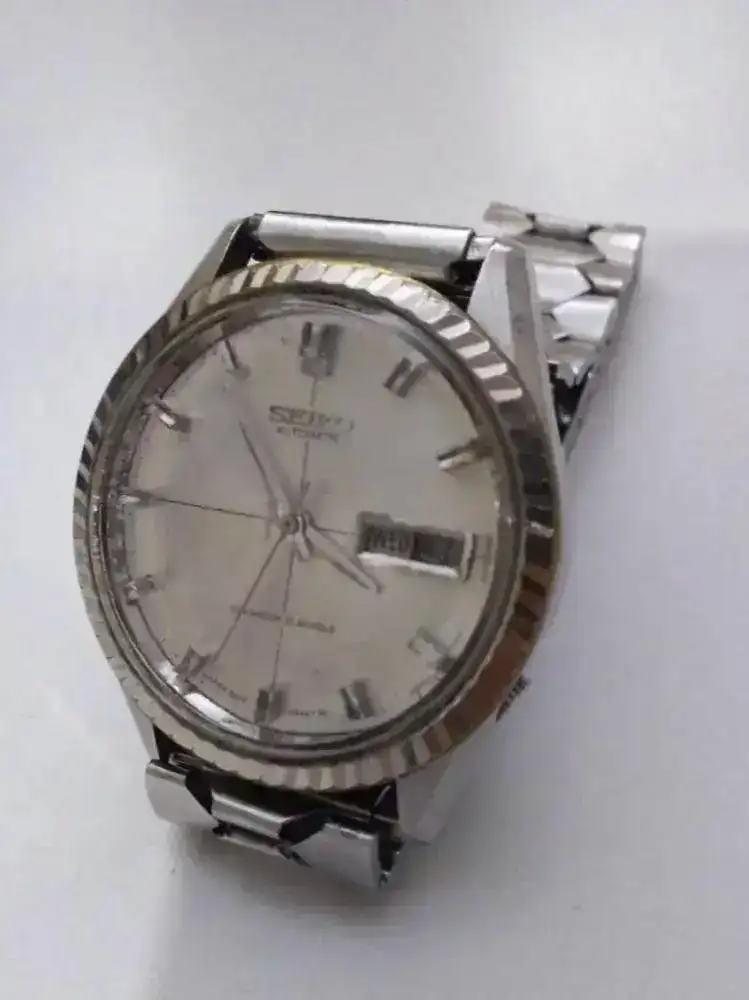 reloj-seiko-sportsmatic-dia-shock-6619-8300-21-jew-reb19-D_NQ_NP_811450-MLA32127213418_092019...webp
