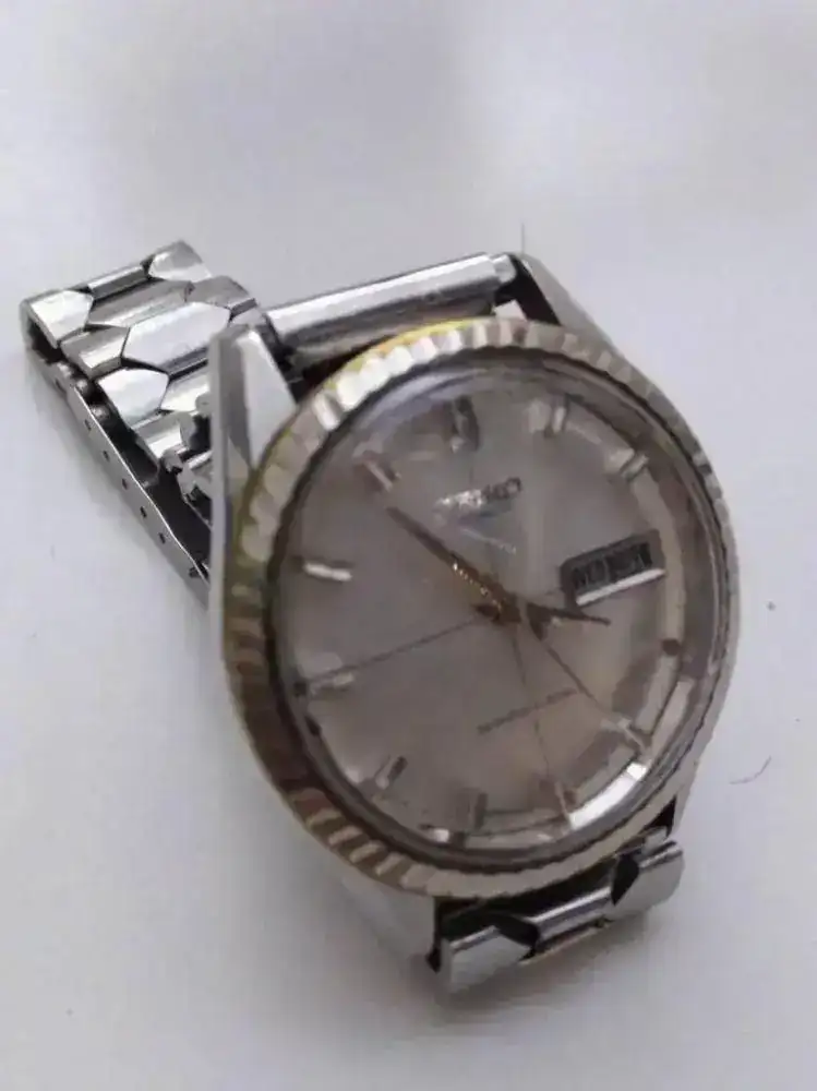 reloj-seiko-sportsmatic-dia-shock-6619-8300-21-jew-reb19-D_NQ_NP_869508-MLA32127222857_092019...webp