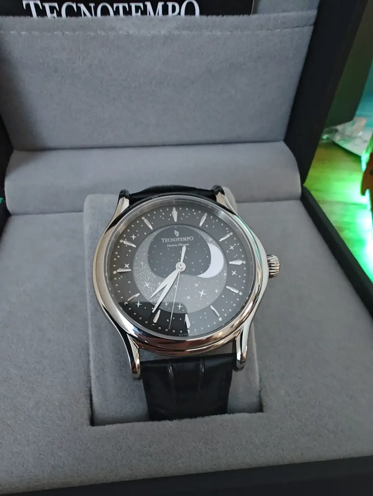 RELOJ2.webp