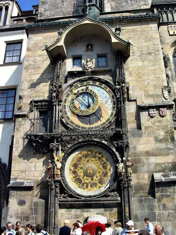 reloj_astro_ayto_viejo.webp