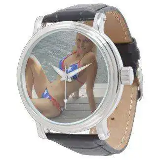 reloj_del_bikini-r682eb33941854549be67b7218ceddc27_zd5j1_324.webp