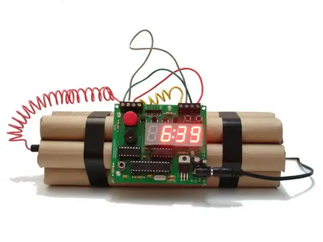 reloj_despertador_bomba.webp