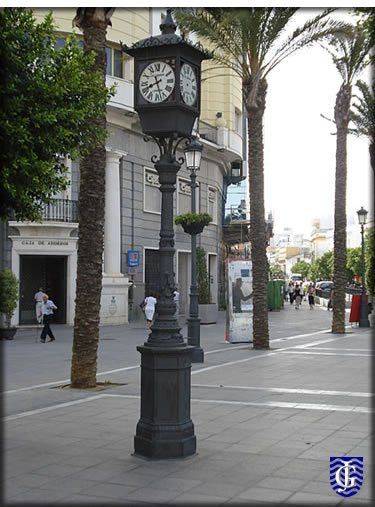 Reloj_Plaza_Arenal_Jerez_A.jpg