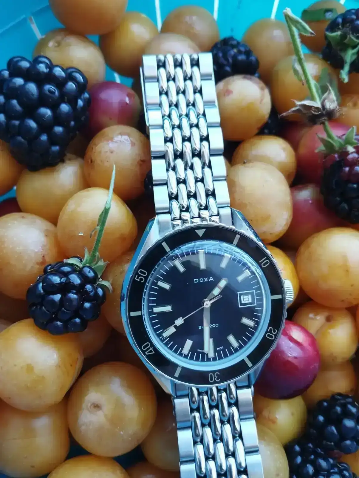 relojes y frutas.webp