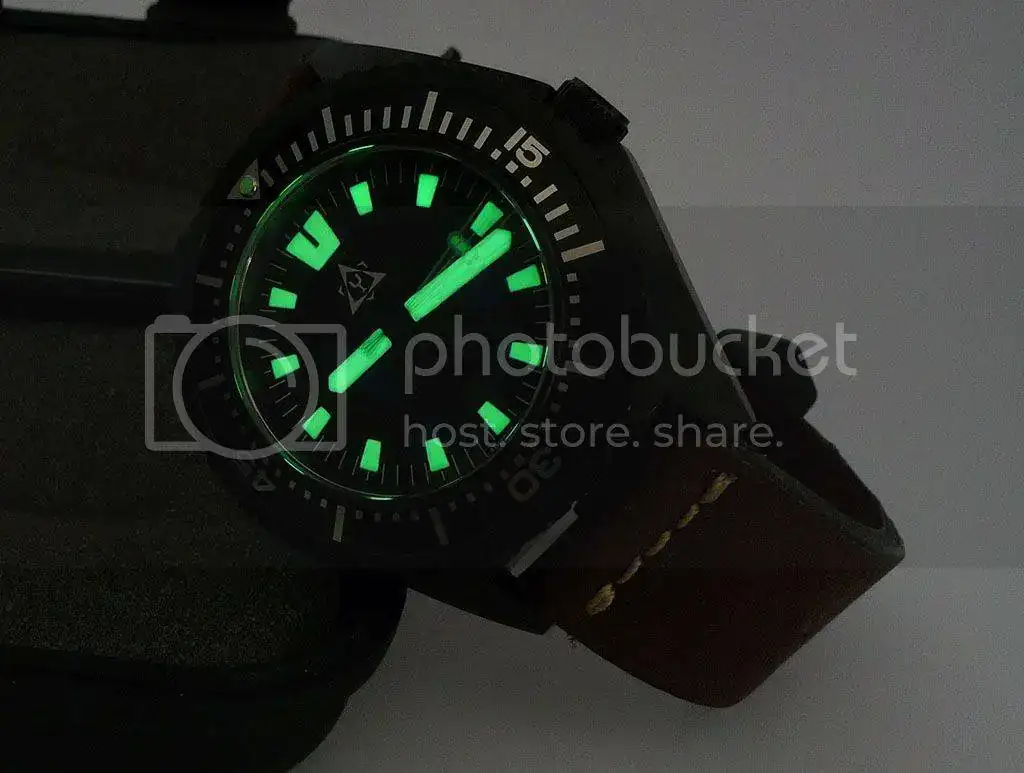 Rescue%20Watch%20foto%207_zpsgdnsbztg.webp