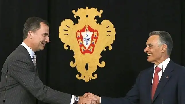 rey-felipe-cavaco-silva--644x362.webp