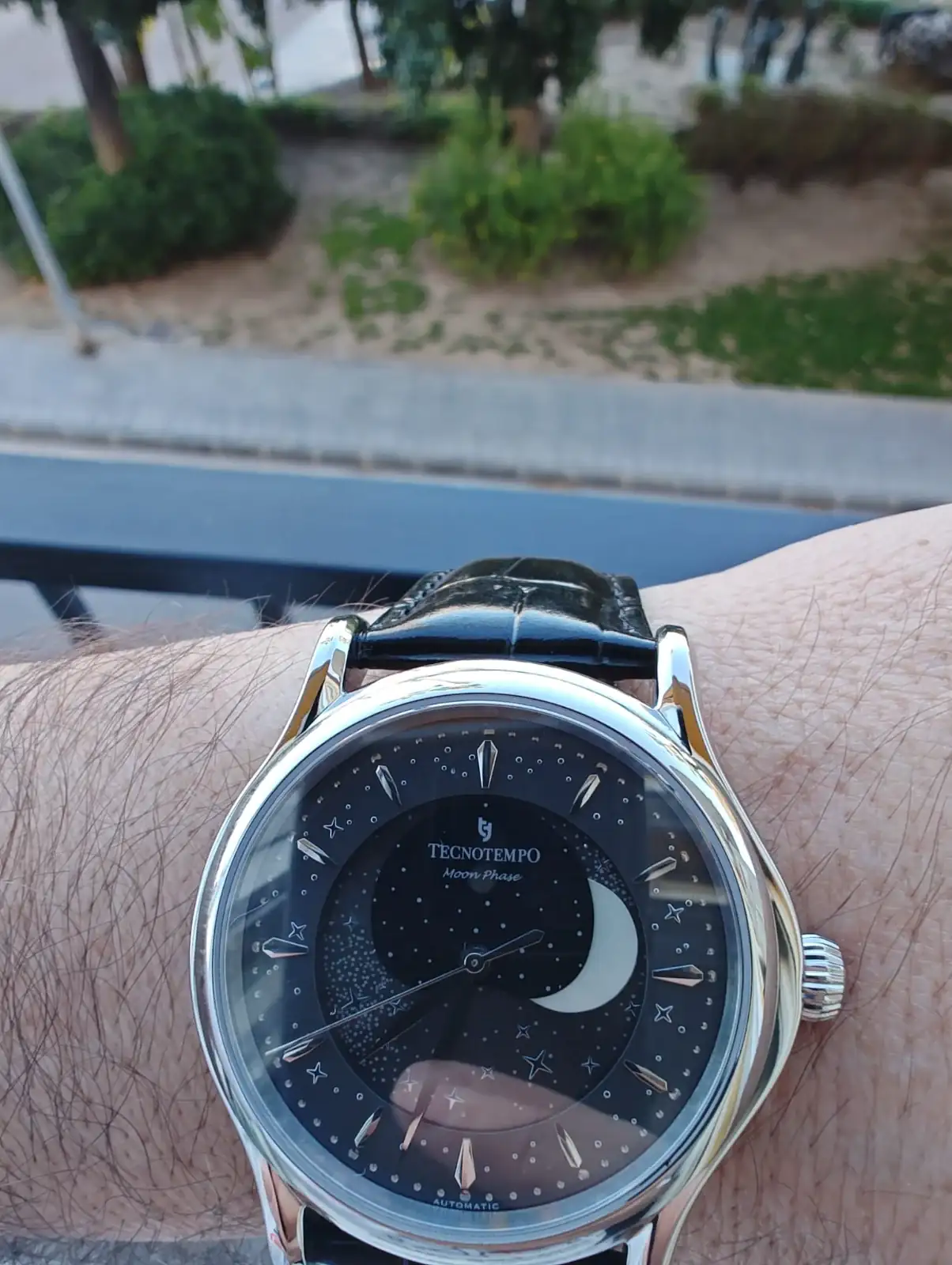 RLOJ6.webp