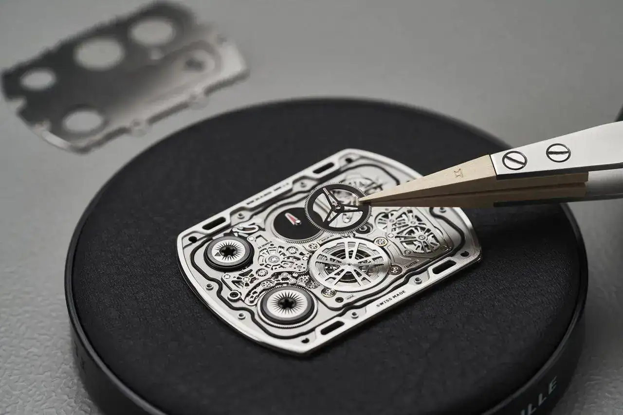 RM UP-01 Ferrari-9.jpg