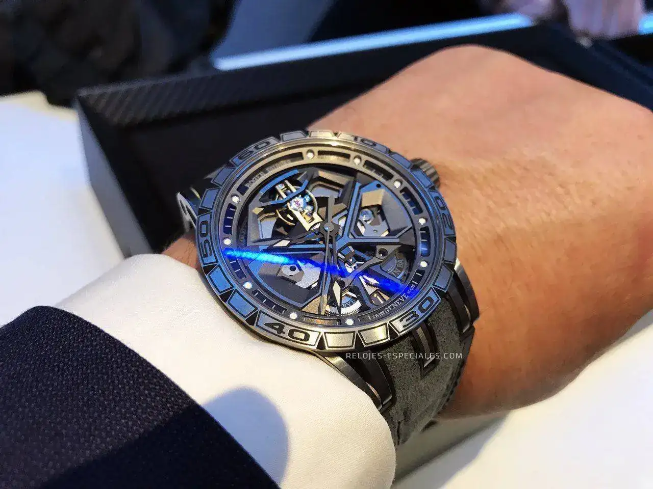 Roger_Dubuis_sihh2019_9.JPG