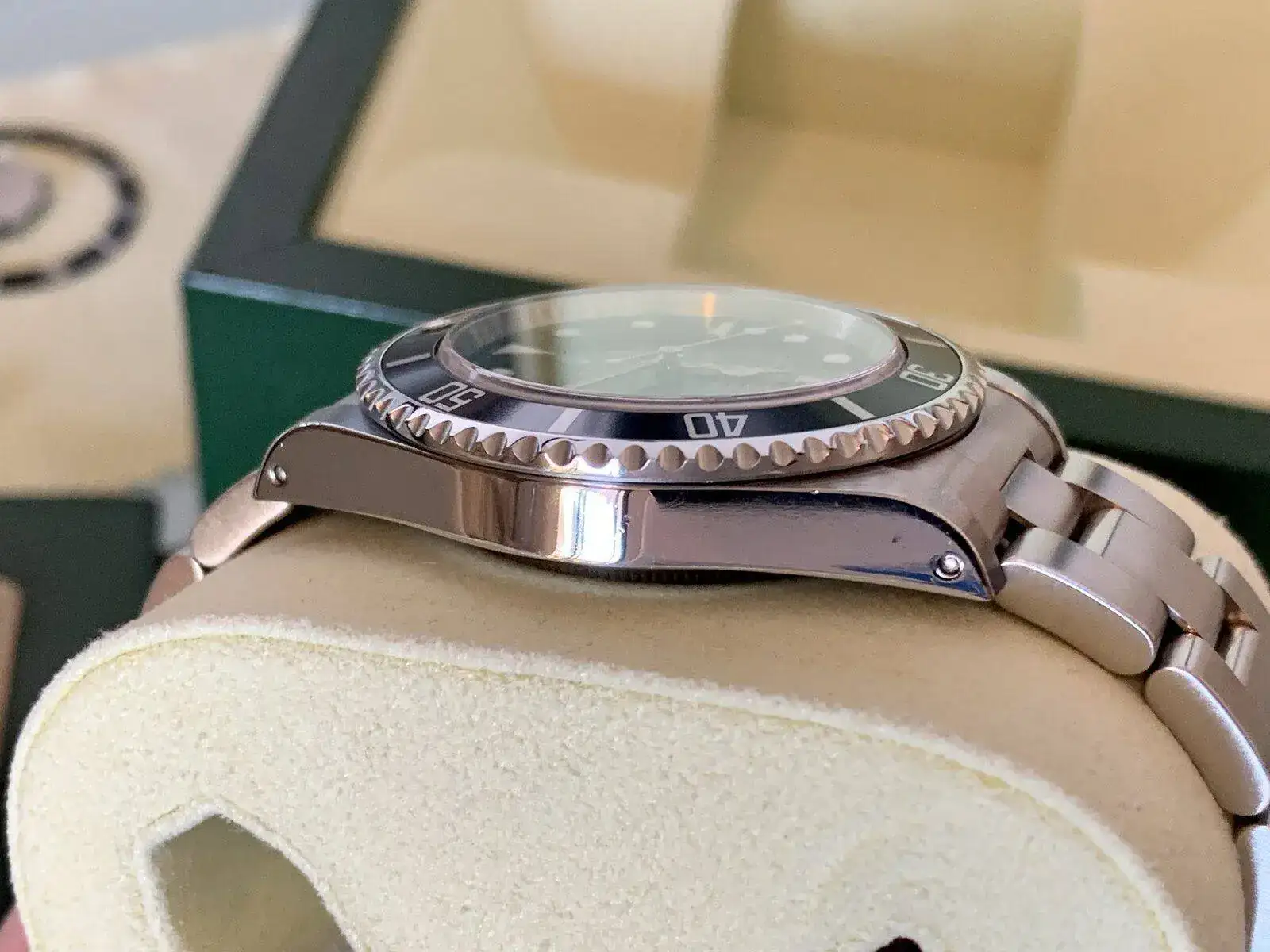 Rolex 14060M 05.webp