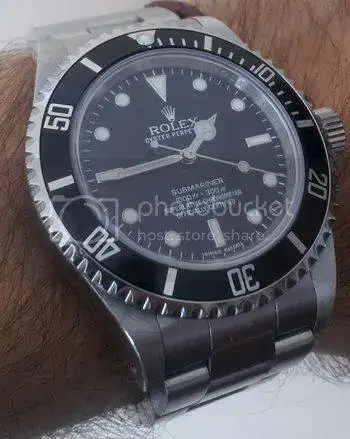 Rolex%20sub_zpsw1d4sgn7.webp