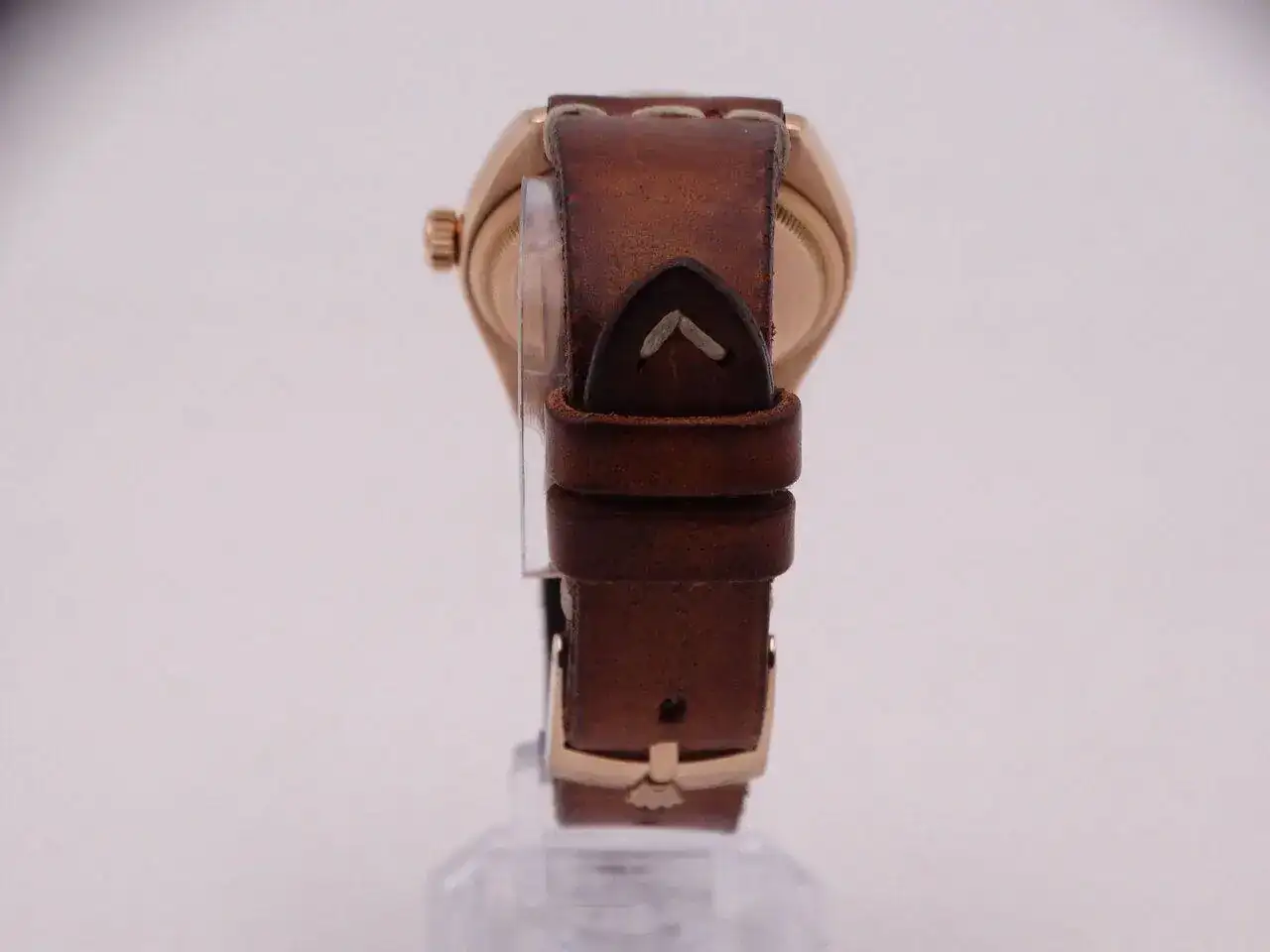 rolex date 6605 gold 06650.webp