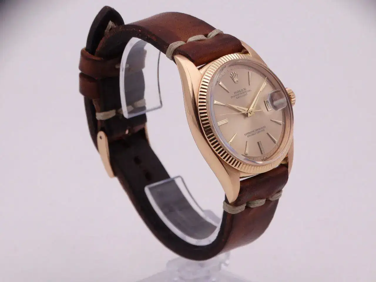 rolex date 6605 gold 06652.webp