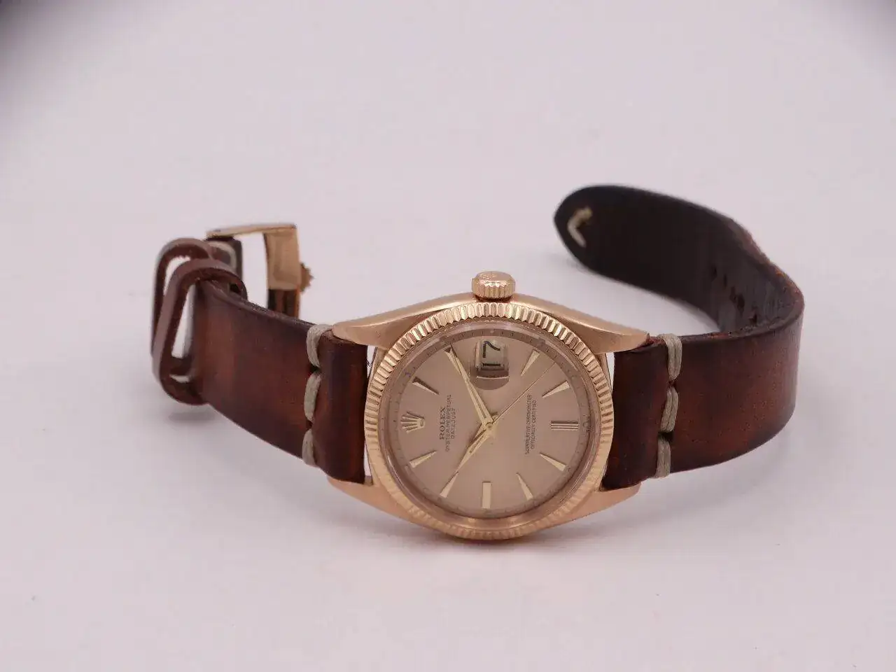rolex date 6605 gold 06664.webp