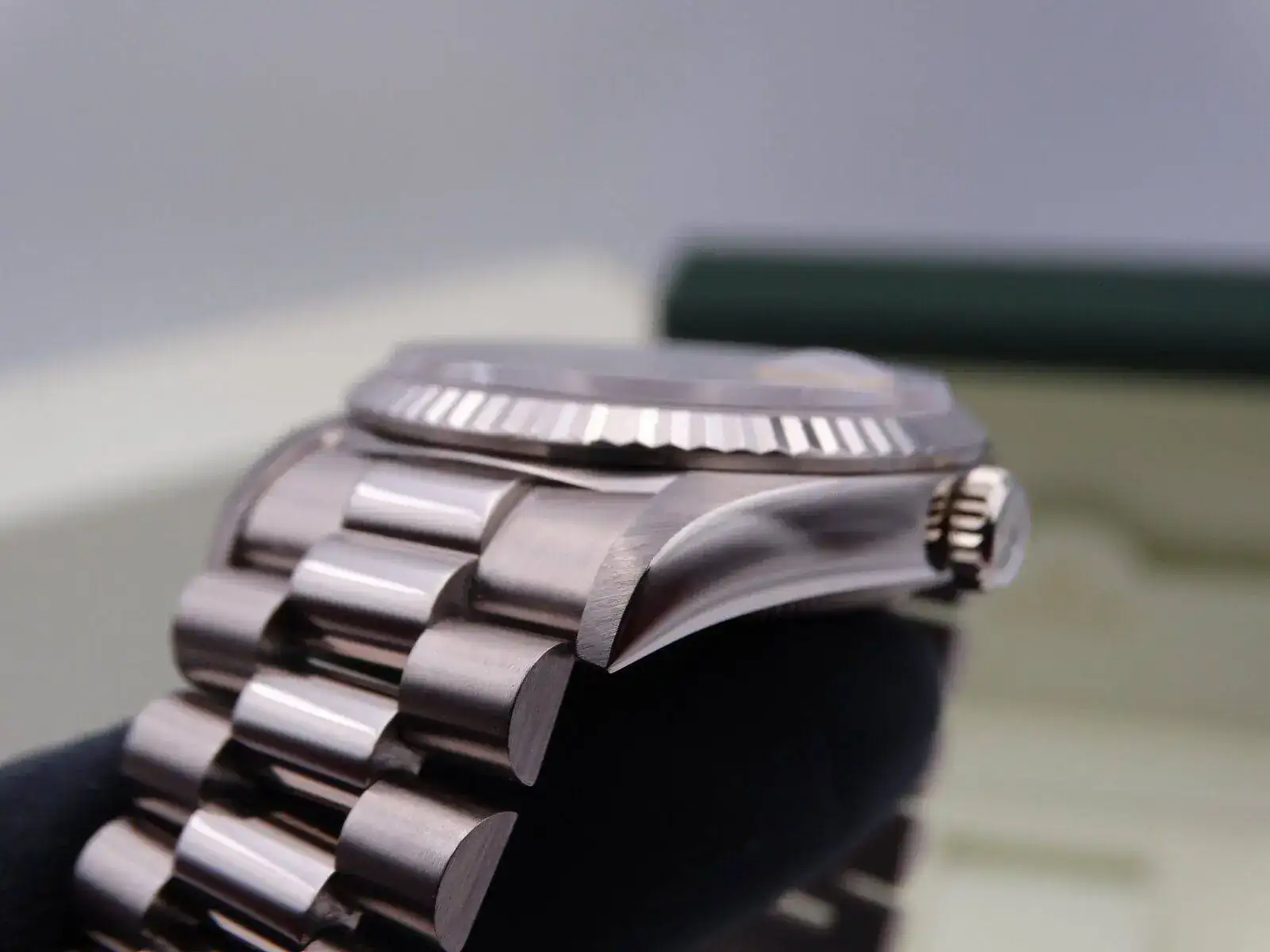 Rolex Day Date White Gold 18239 00421.webp