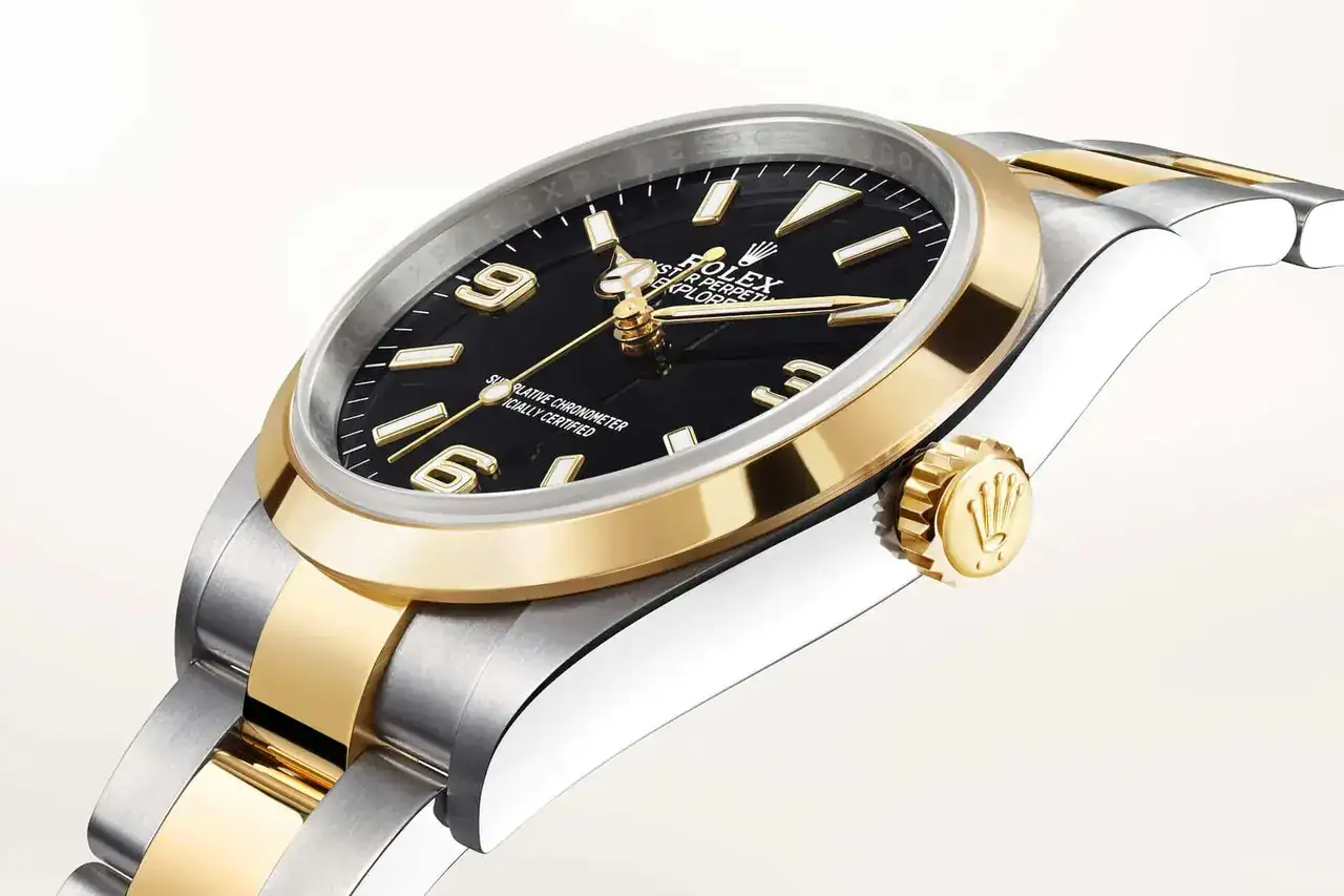 Rolex-Explorer-124273-Detalle-carrura.webp