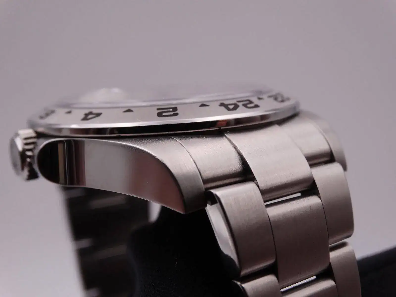Rolex Explorer II 216570 White Polar 03691.JPG
