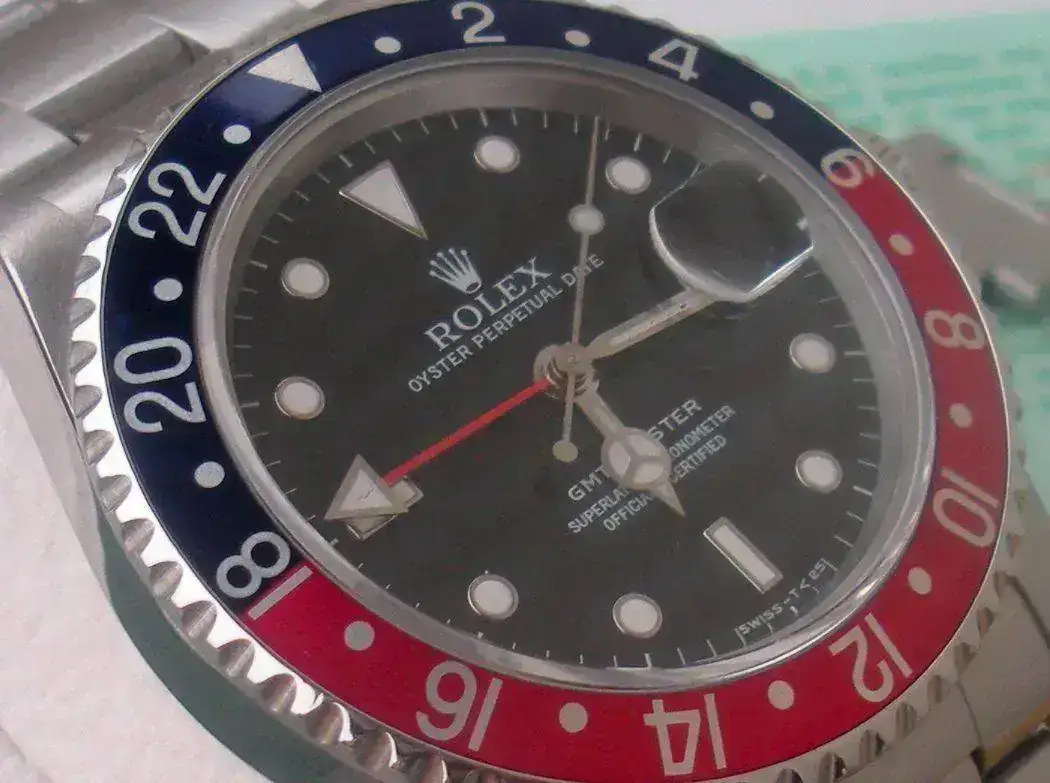 Rolex-GMT-Master-16700-Pepsi-108.webp