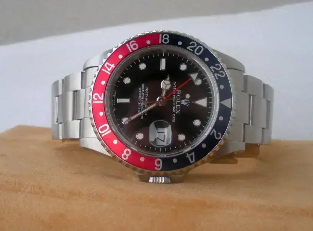 Rolex-GMT-Master-16700-Pepsi-134.webp