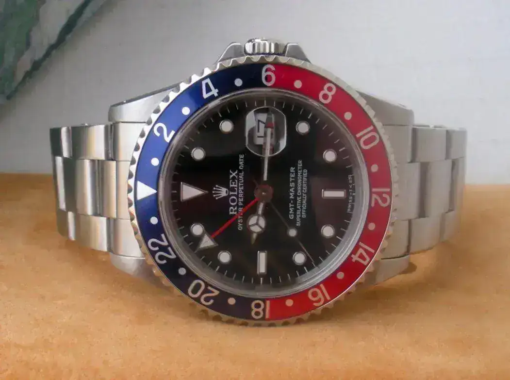 Rolex-GMT-Master-16700-Pepsi-156.webp