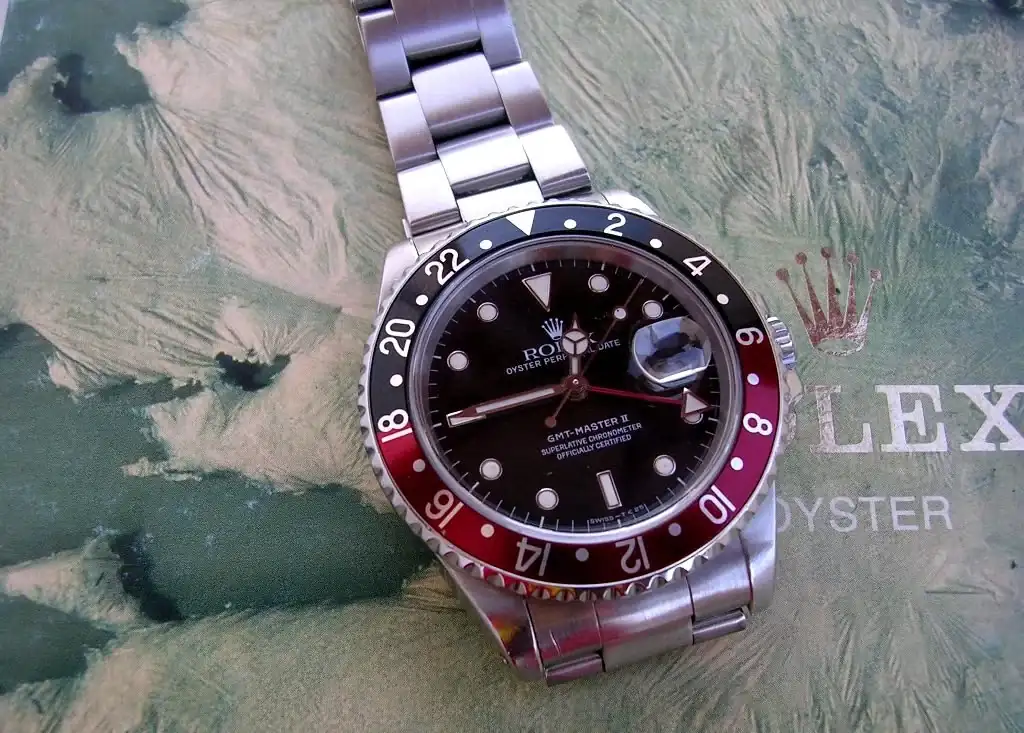 ROLEX-GMT-MASTER-16710-BISELS-3.webp
