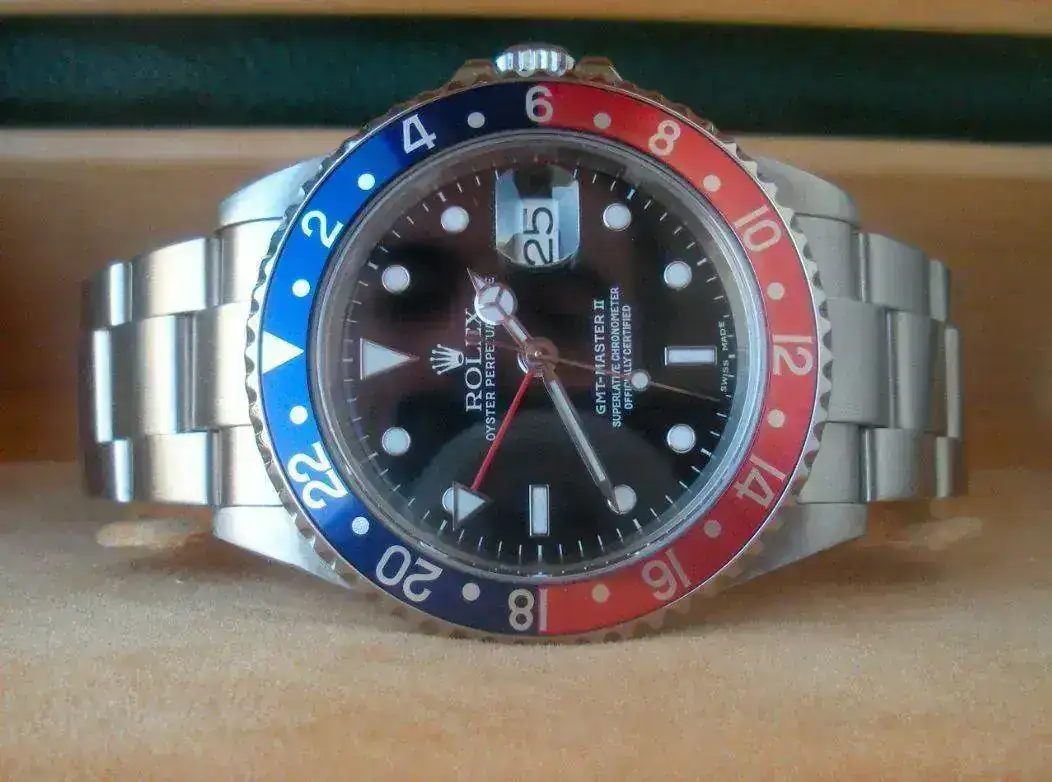 Rolex-GMT-Master-II-16710-serie-K-151.webp