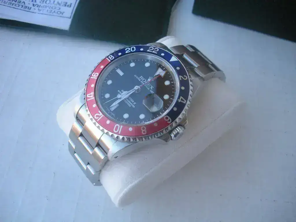Rolex-GMT-Master-II-16710-serie-K-54.webp