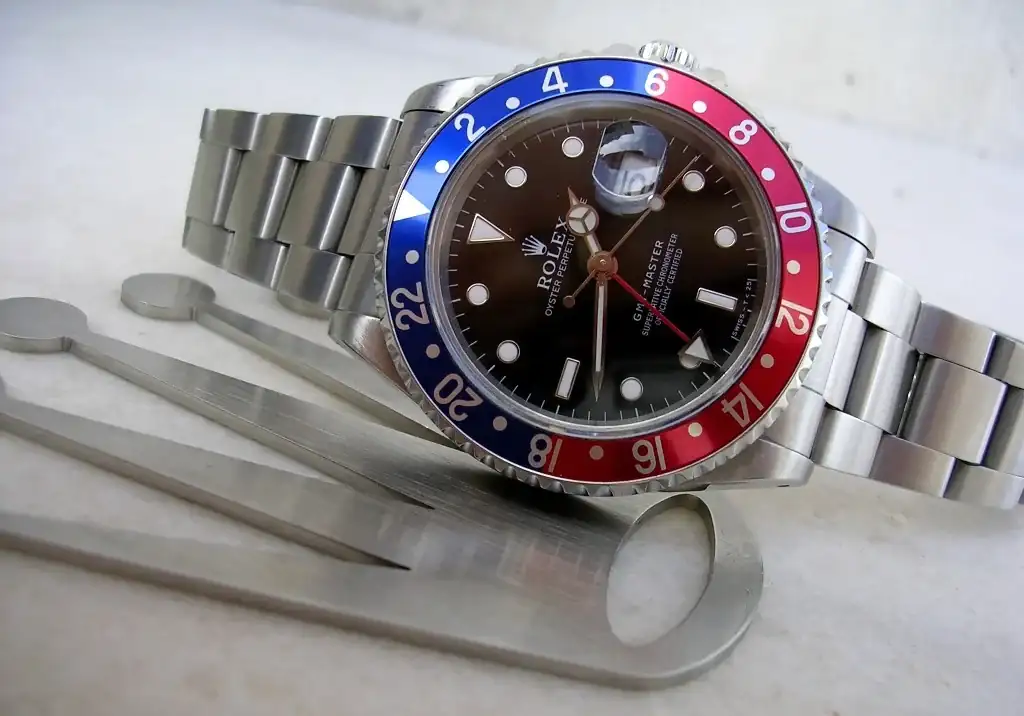 ROLEX-GMT-PEPSI-5.webp