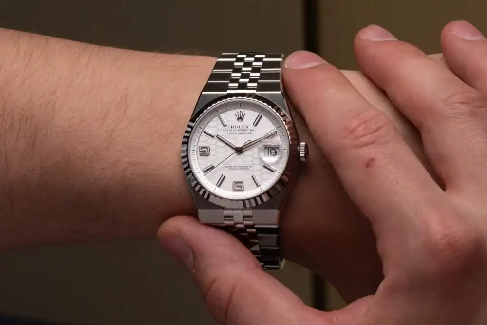 rolex-land-dweller-40-rolesor-wrist-1000x667.jpg.webp