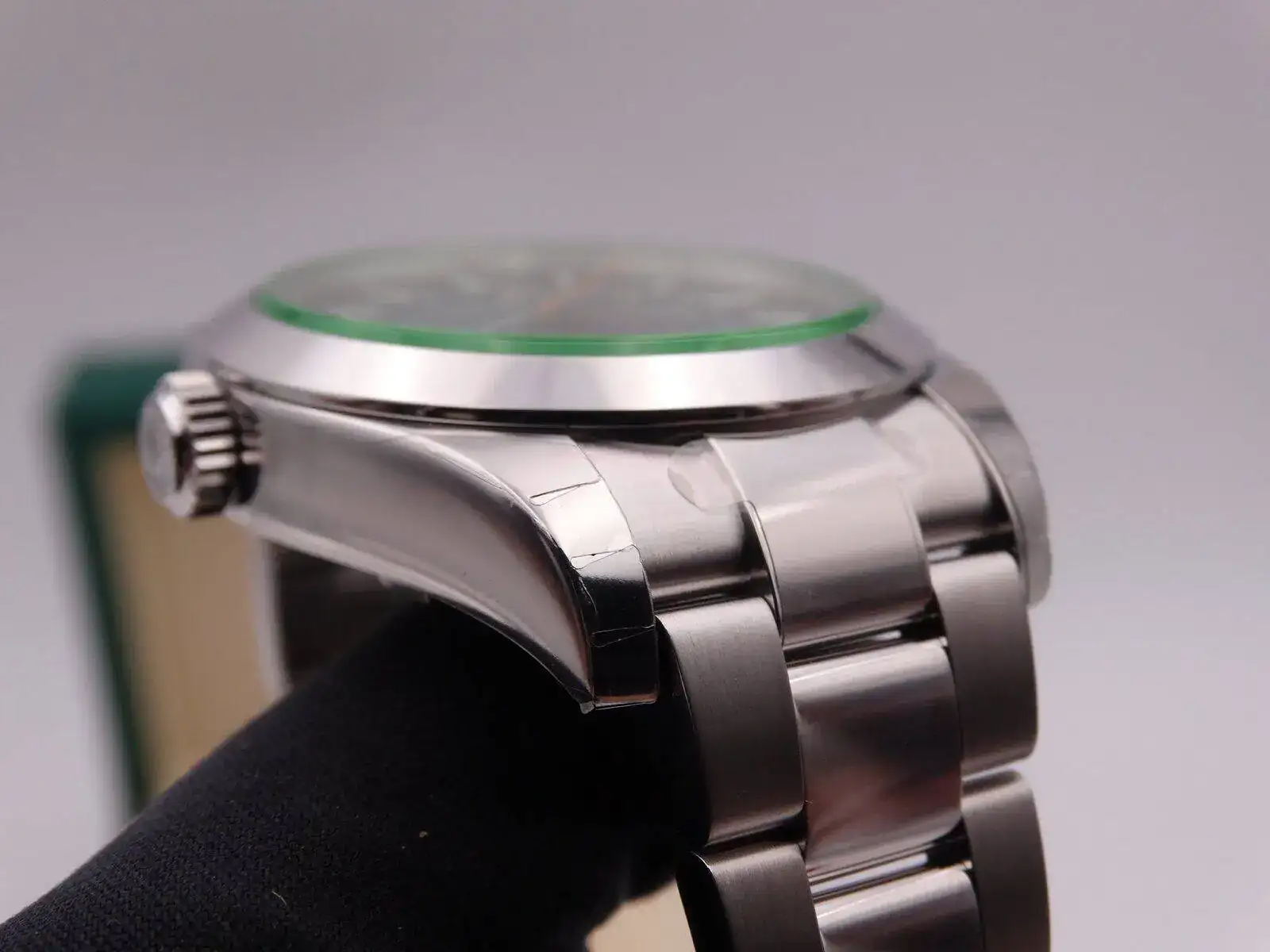 Rolex Milgauss Blue 116400GV 05670.webp